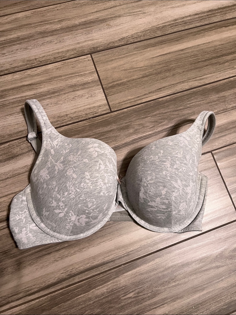 Cacique Floral & Neutral Patterned T-Shirt Bra - White/Gray/Cream bundle 40DD - Picture 5 of 11